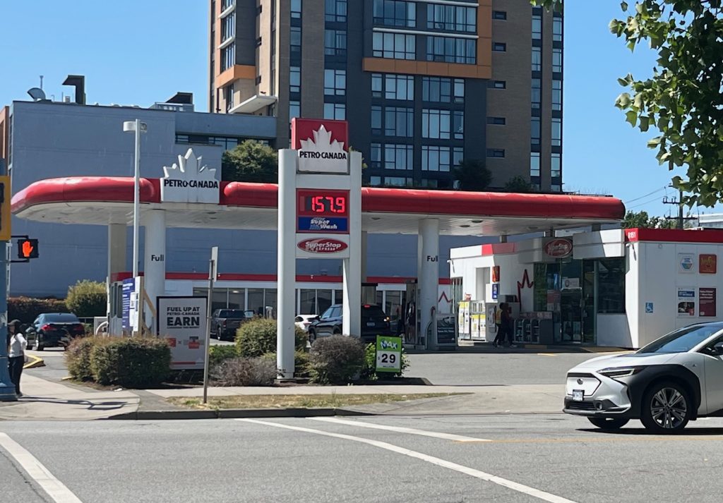 lower oil prices in metro vancouver summer 2025
